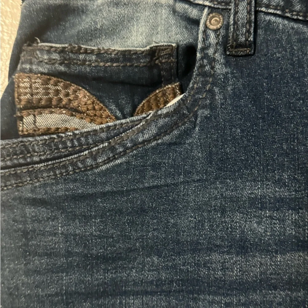 NWT:Men Cultura straight fit jeans, Size 38, Y2K Flair, Vintage wash, & Retro - Picture 4 of 15